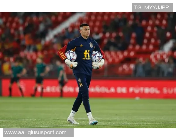 迪马消息称利雅得胜利门将本托将租借加盟热那亚买断费为850万欧元